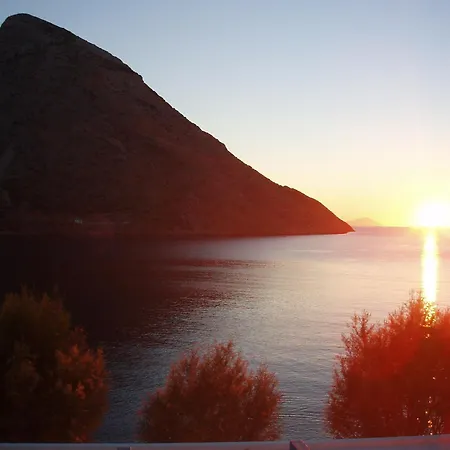 Πανσιόν Aglaia 3*