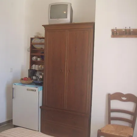 Πανσιόν Aglaia