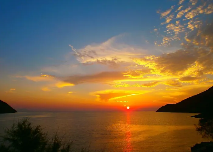 Aglaia Πανσιόν Καμάρες