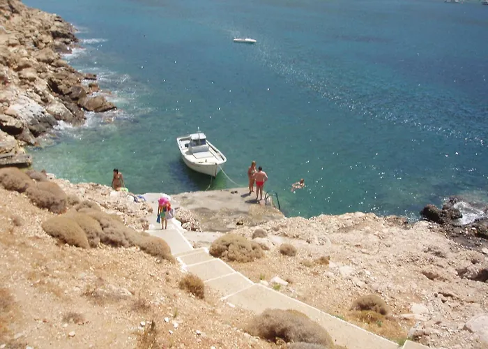 Πανσιόν Aglaia 3*